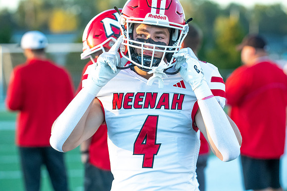 Neenah vs Appleton North 0118