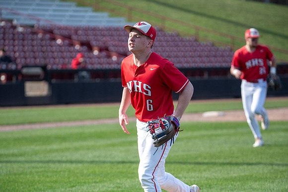 Neenah vs Menasha0448