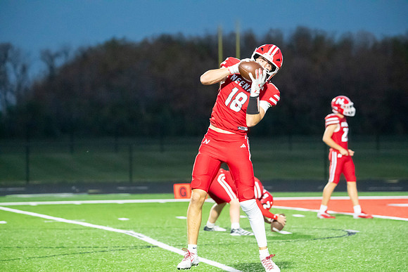 Neenah vs DePere 0175