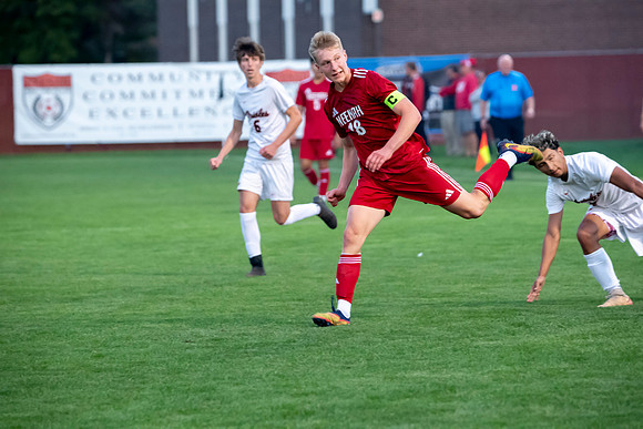 NHS Soccer 0582