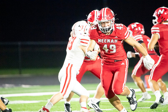 Neenah vs Hortonville 0448
