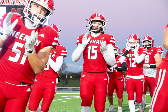 Neenah vs Kimberly 0239