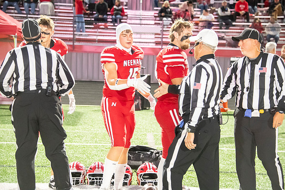 Neenah vs Hortonville 0127