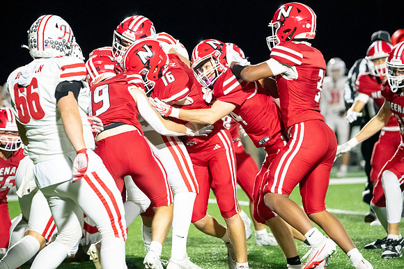 Neenah vs Hortonville 0368