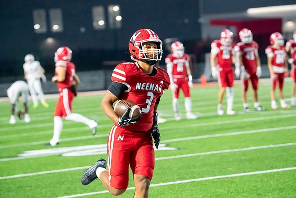 Neenah vs DePere 0158