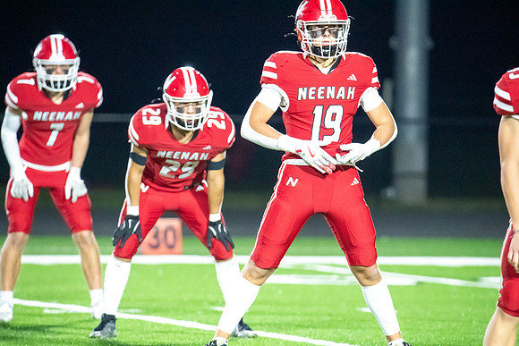 Neenah vs Hortonville 0400