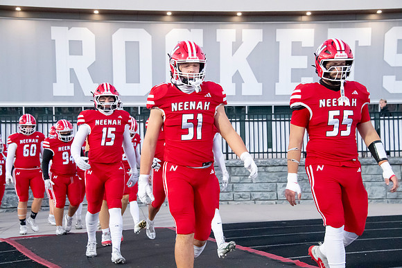 Neenah vs Kimberly 0180