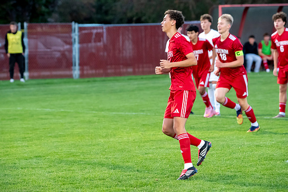 NHS Soccer 0548