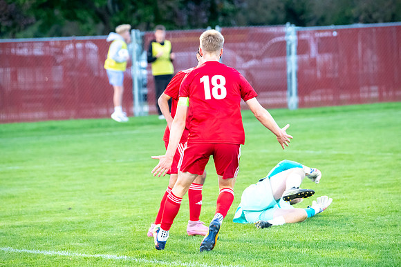 NHS Soccer 0477