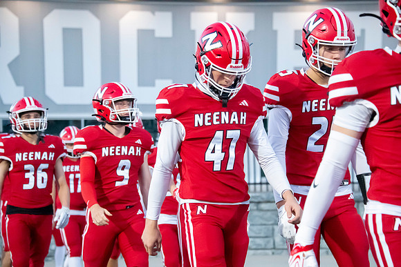 Neenah vs DePere 0049