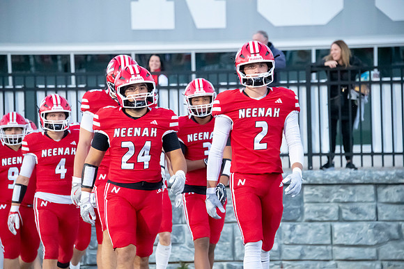 Neenah vs DePere 0033