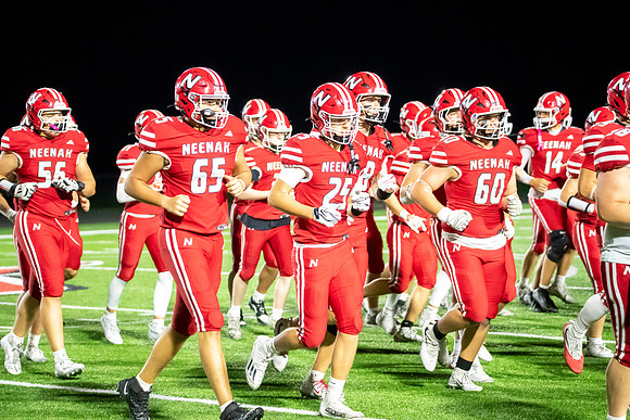 Neenah vs Hortonville 0272