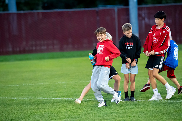 NHS Soccer 0686