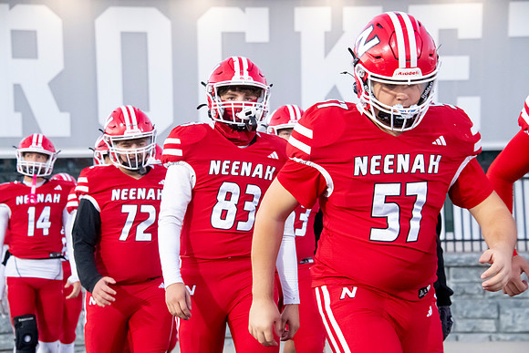 Neenah vs Kimberly 0195