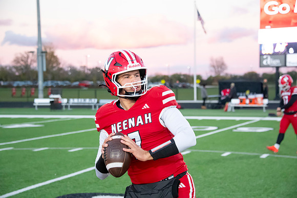 Neenah vs Kimberly 0156