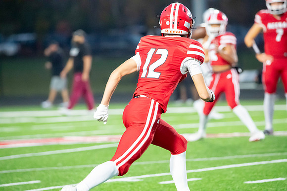 Neenah vs DePere 0121