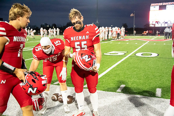 Neenah vs Hortonville 0214