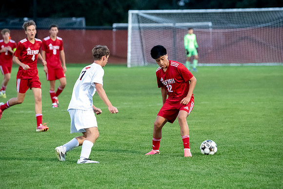 NHS Soccer 0636