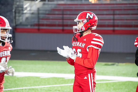 Neenah vs Kimberly 0295