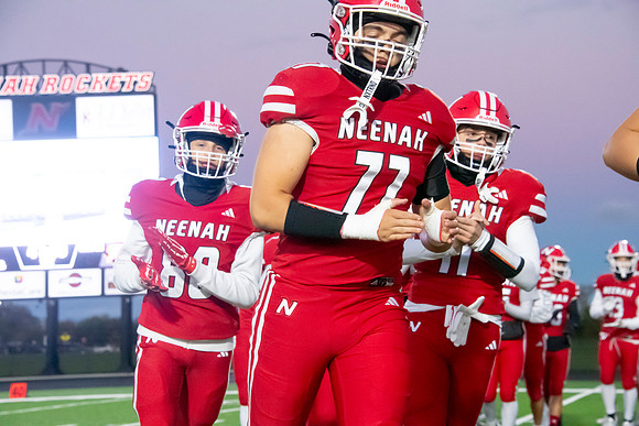 Neenah vs Kimberly 0251