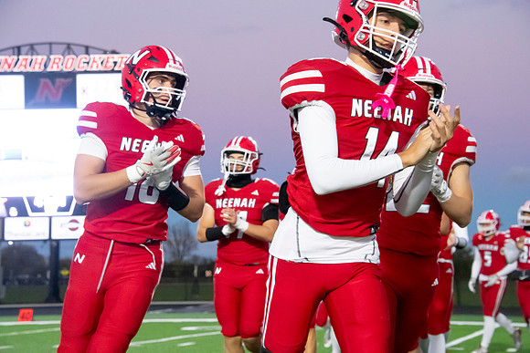 Neenah vs Kimberly 0246