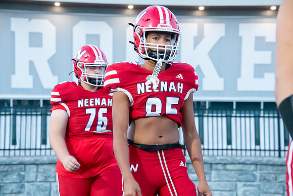 Neenah vs DePere 0018