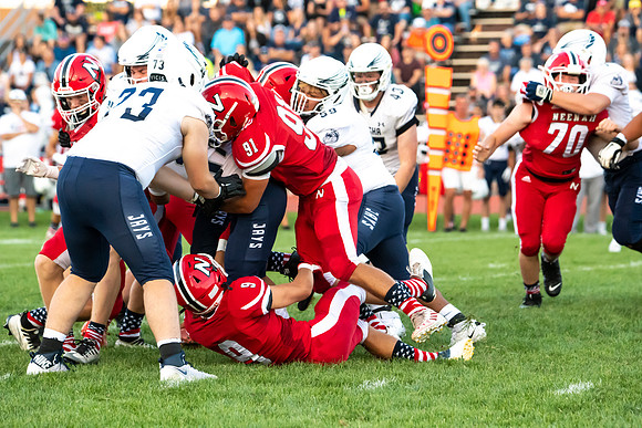 Neenah v Menasha_0460