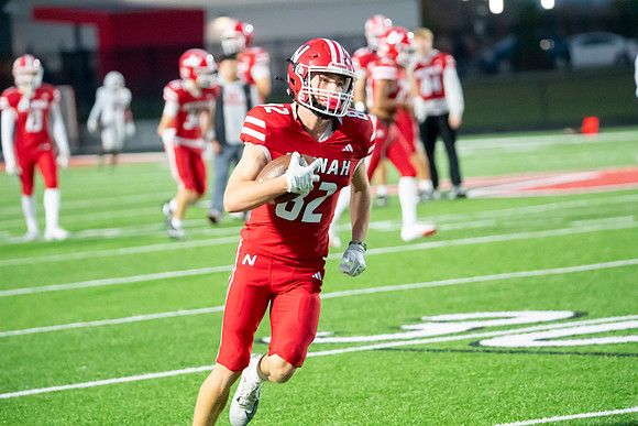 Neenah vs DePere 0141