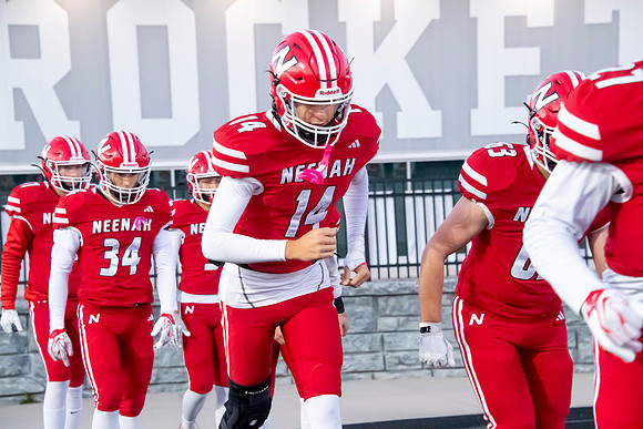Neenah vs Kimberly 0204