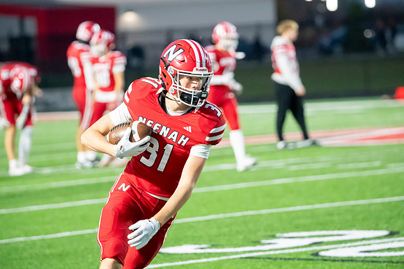 Neenah vs DePere 0144