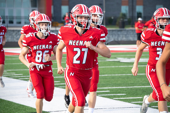 NHS_vs_Muskego_0137