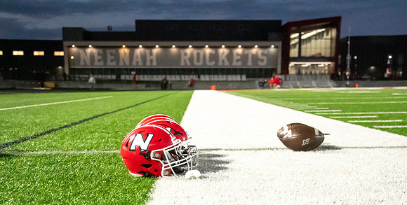 Neenah vs Hortonville 0204