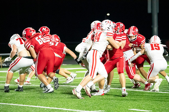 Neenah vs Hortonville 0475