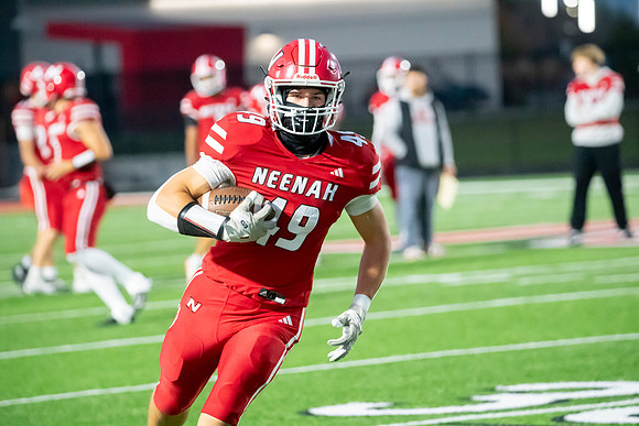 Neenah vs DePere 0136
