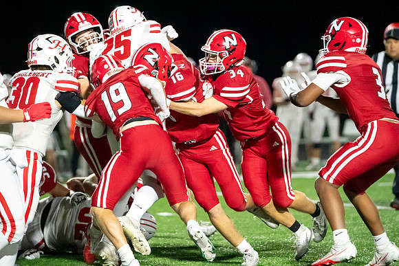 Neenah vs Hortonville 0365