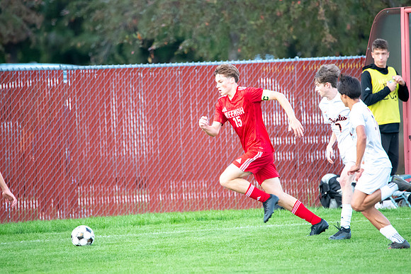 NHS Soccer 0147