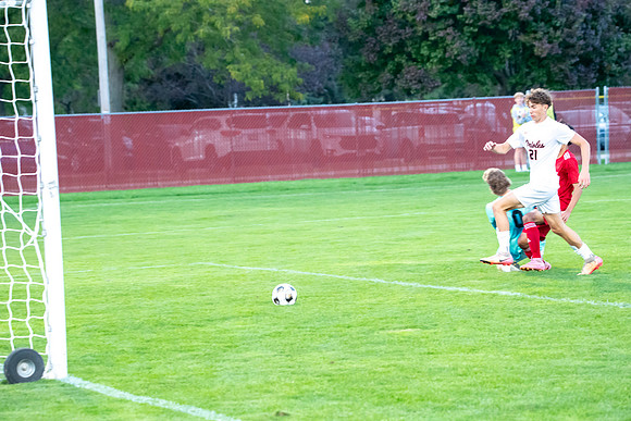 NHS Soccer 0476