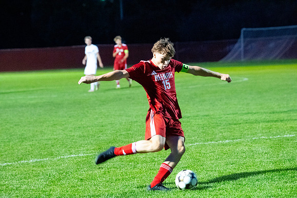 NHS Soccer 0780