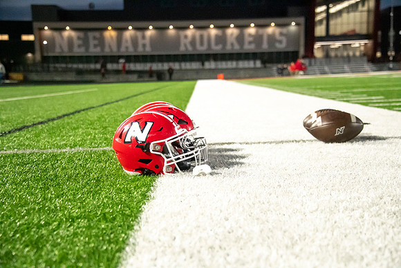 Neenah vs Hortonville 0208