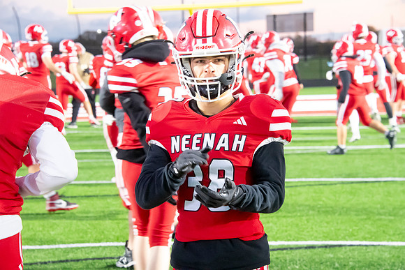 Neenah vs Kimberly 0289