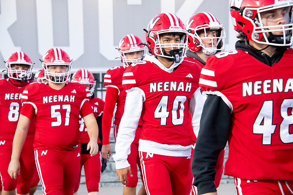 Neenah vs Kimberly 0192
