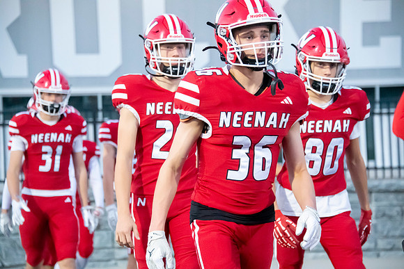 Neenah vs DePere 0055