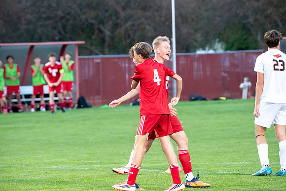 NHS Soccer 0601