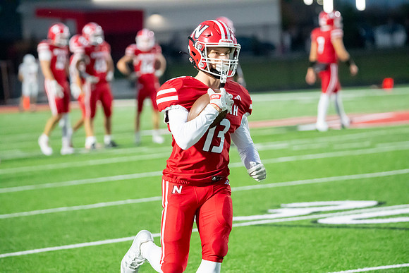 Neenah vs DePere 0153