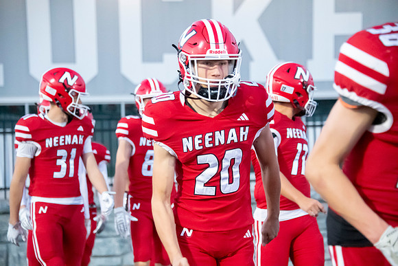 Neenah vs DePere 0056