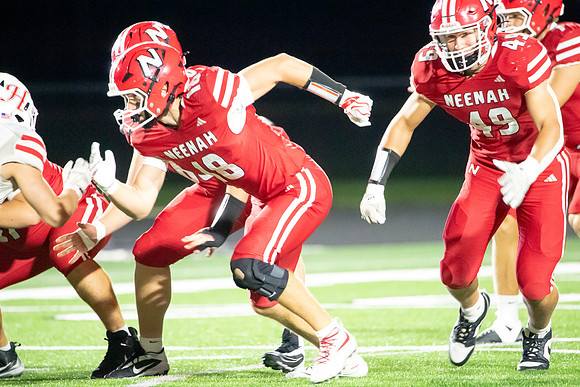 Neenah vs Hortonville 0444