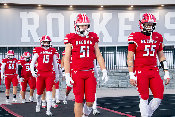 Neenah vs Kimberly 0181