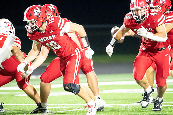Neenah vs Hortonville 0445