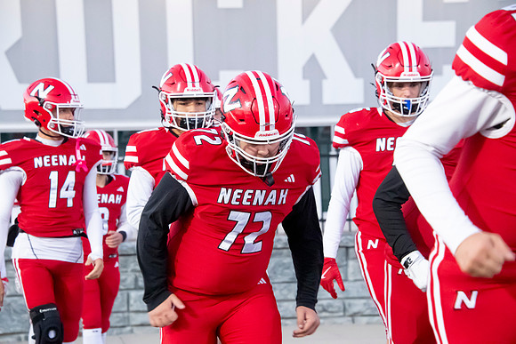 Neenah vs Kimberly 0197