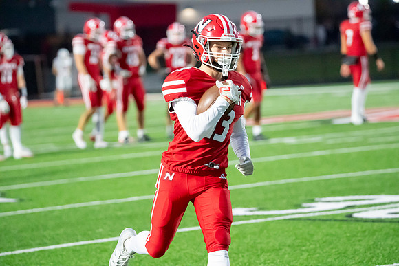Neenah vs DePere 0152